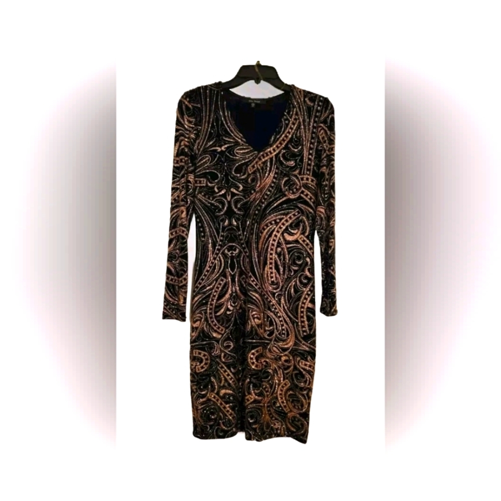 NWT!! ✨️ Blu Sage Form Fitting STRETCHY Dress With Pink Giltter Accent Size 6